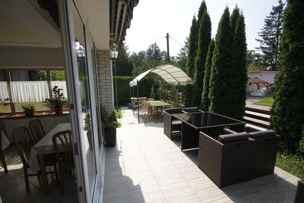 Parti Panzio Hotel Tata Buitenkant foto